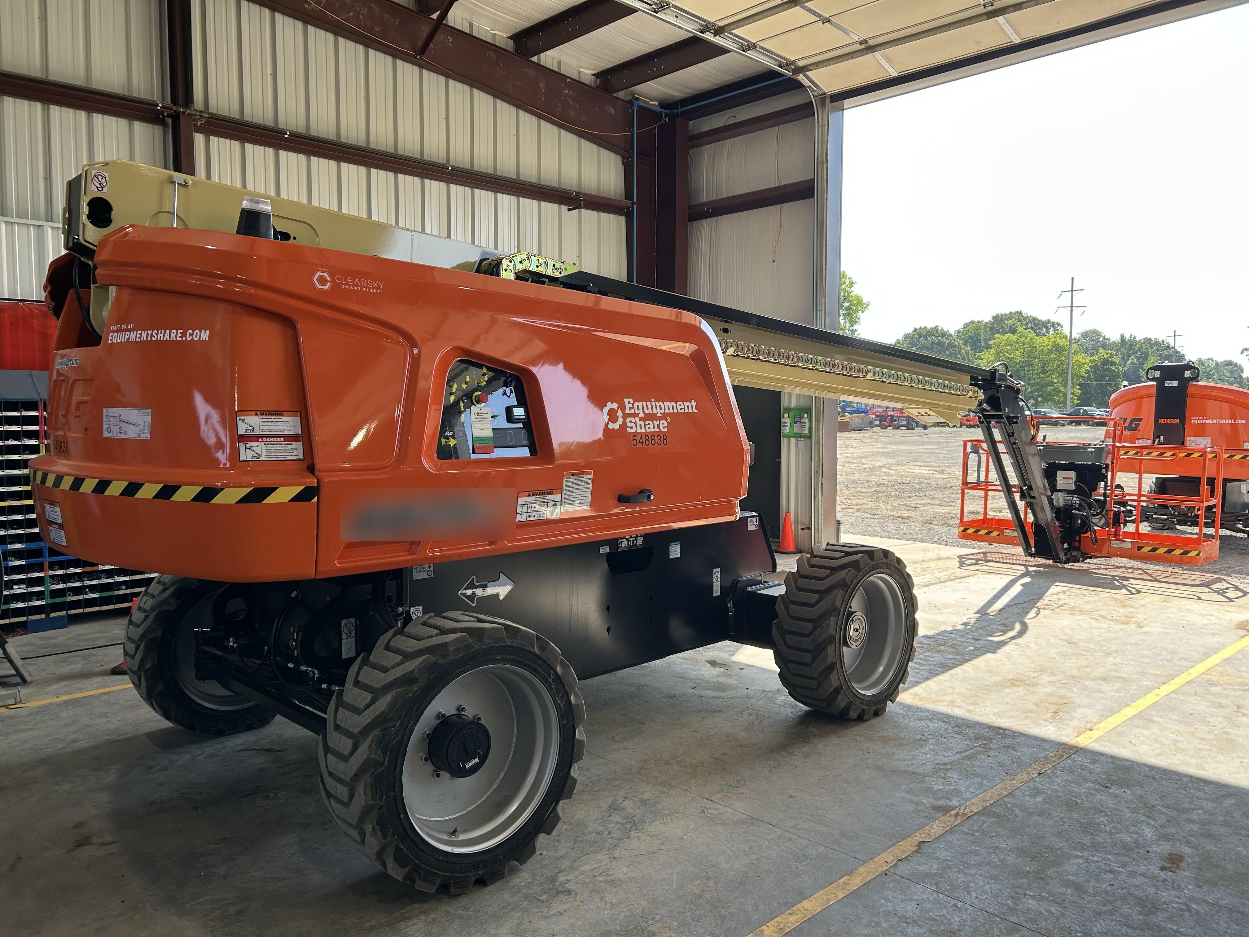 2025 JLG 660SJ