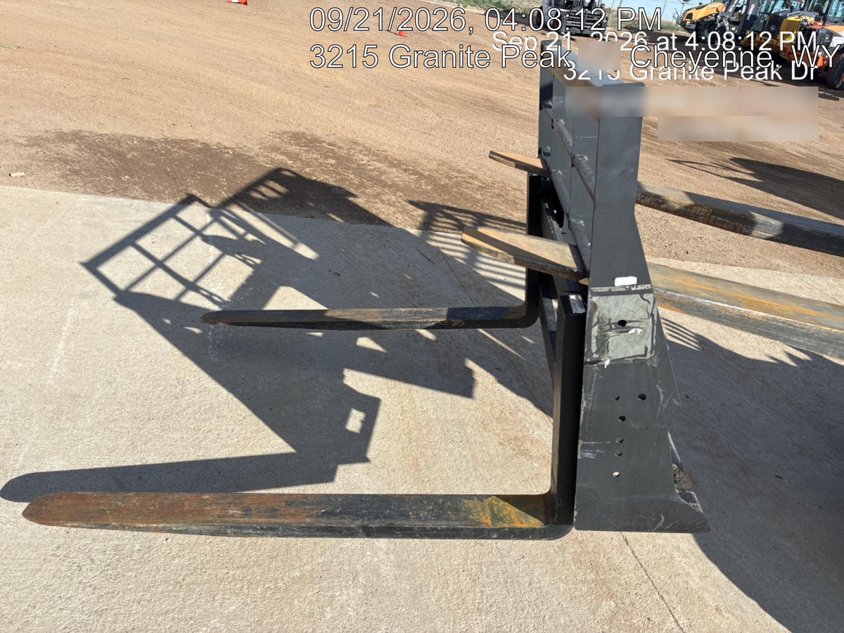 2026 ARROW MATERIAL HANDLING 72" Pallet Forks - Arrow