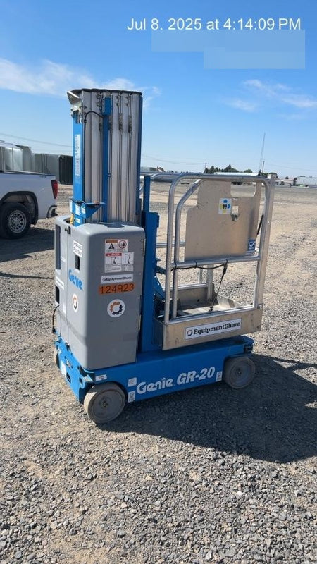 2021 GENIE GR-20