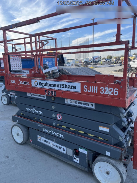 2017 Skyjack SJIII-3226 Skyjack SJ3226, Trojan Battery Set, Extended Warranty 5yr/5k hr