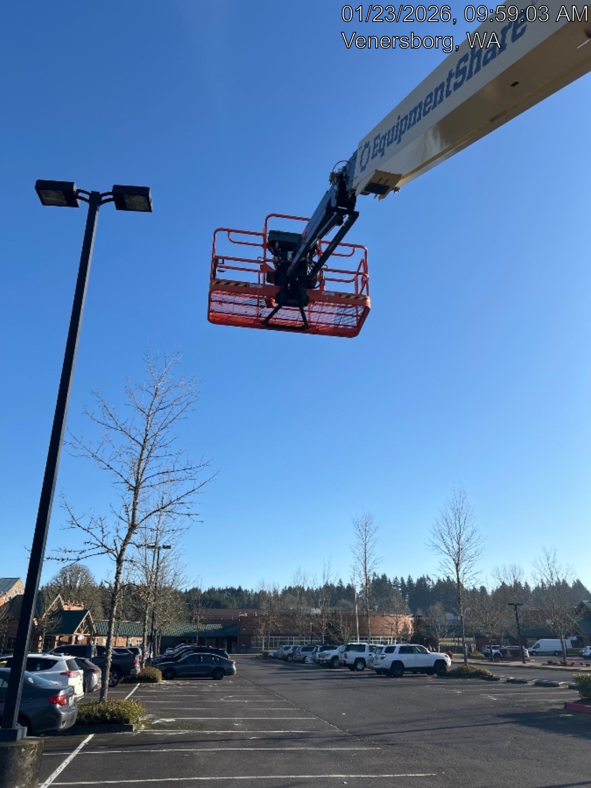 2025 JLG 660SJ