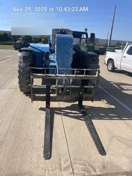2018 Genie GTH-844 Genie GTH-844D w/Open ROPS, Solid Tires, Work Light/Beacon, 60" Carriage and Forks