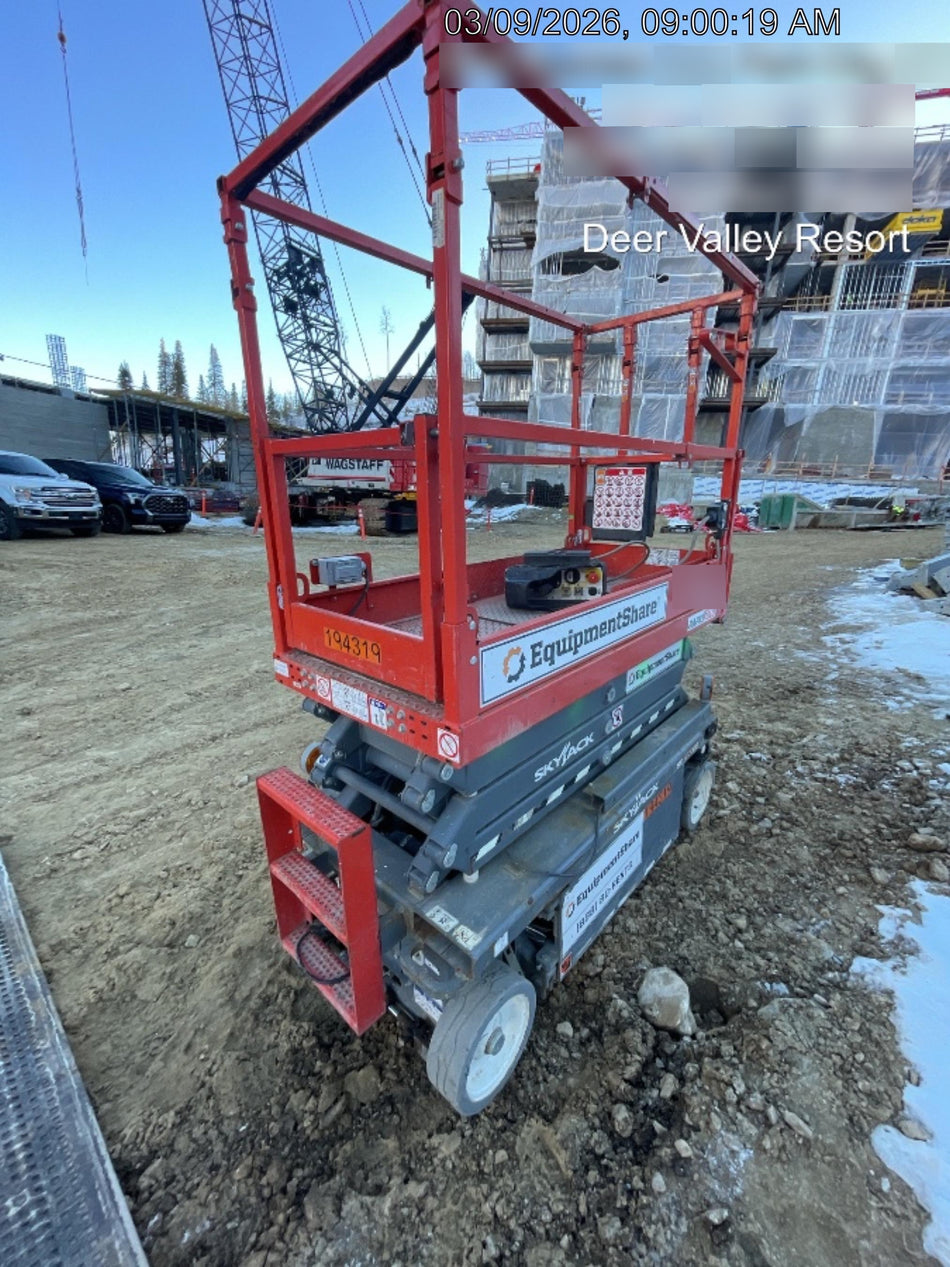 2021 SKYJACK SJ3219