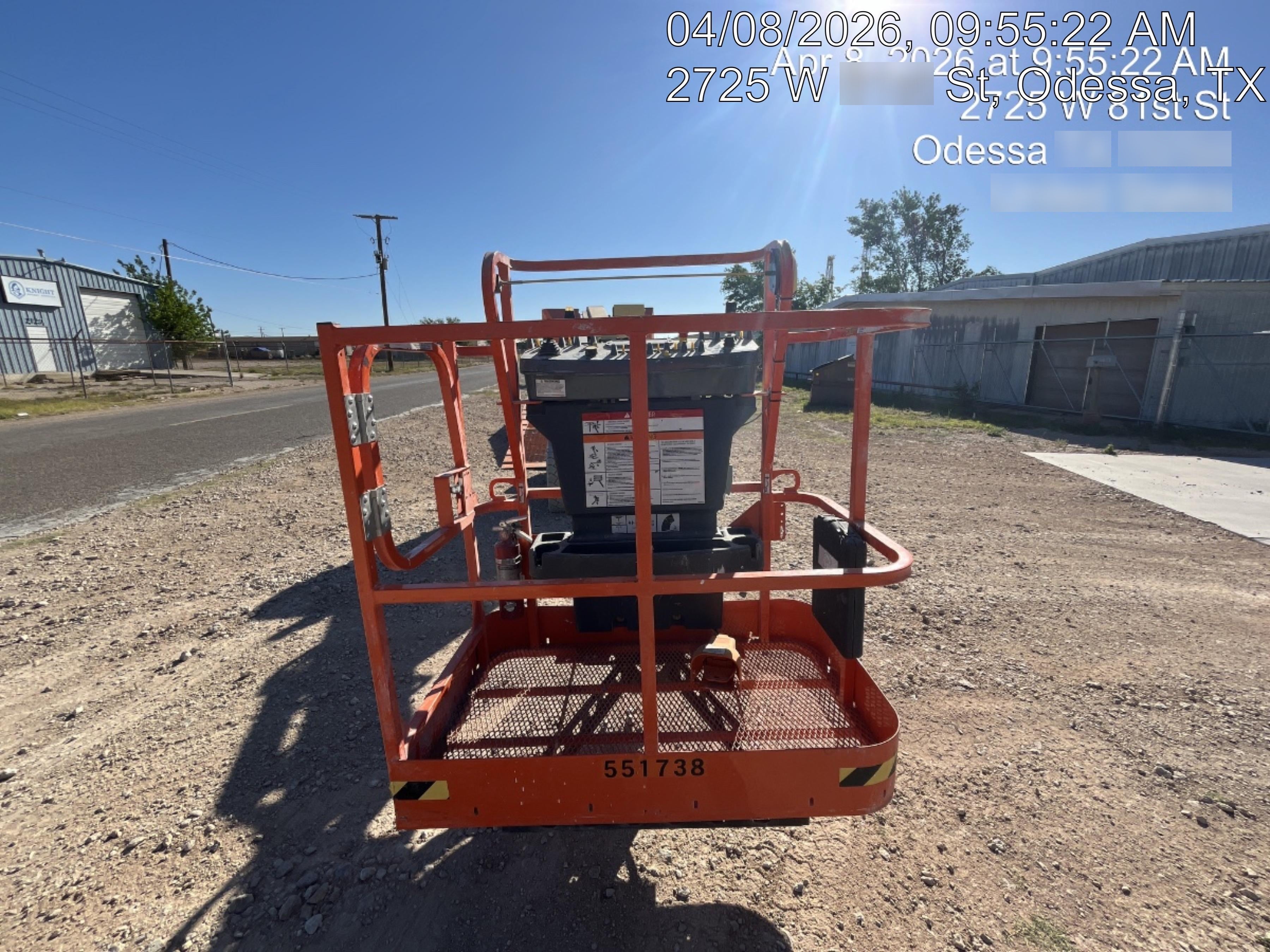 2025 JLG E300AJP