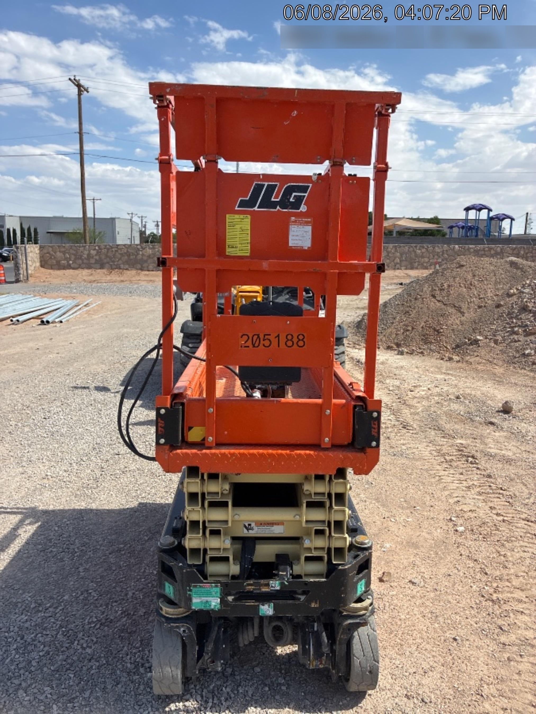 2022 JLG ES1932