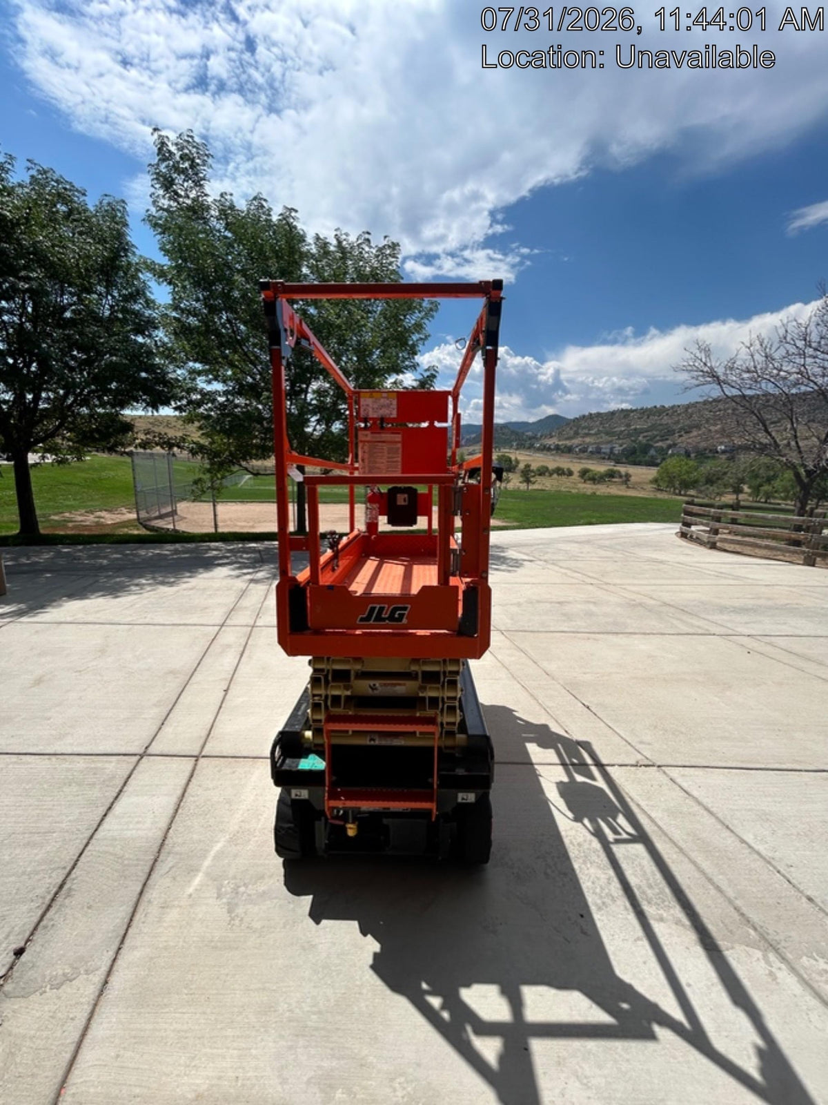 2022 JLG ES1932