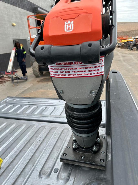 2025 HUSQVARNA LT6005