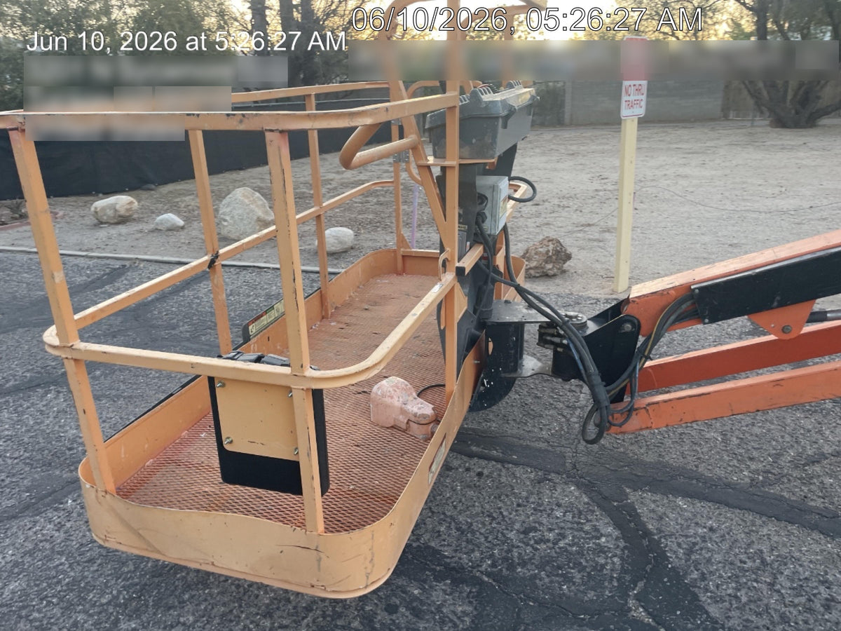 2011 JLG 660SJ