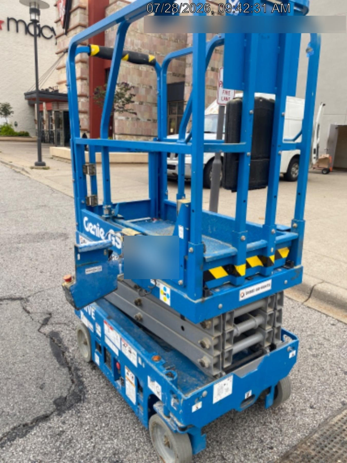 2021 GENIE GS-1330m