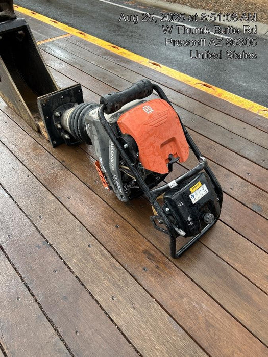 2025 HUSQVARNA LT6005