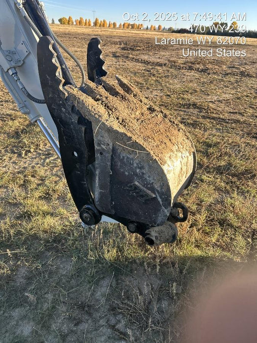 2025 TAKEUCHI 18" HD Bucket - Takeuchi