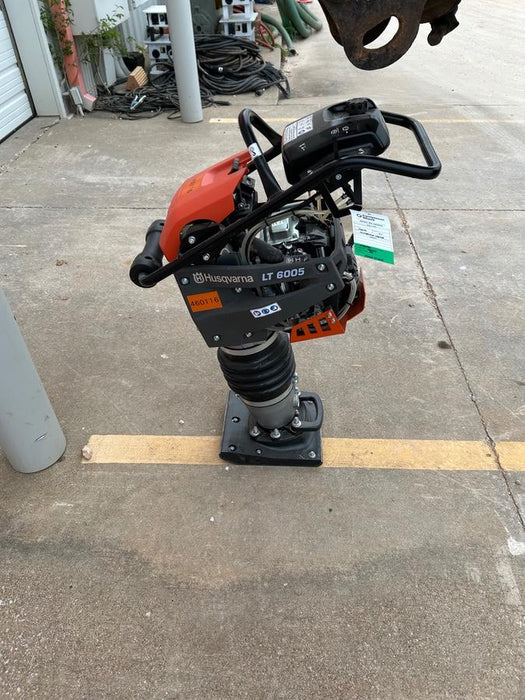 2024 HUSQVARNA LT6005