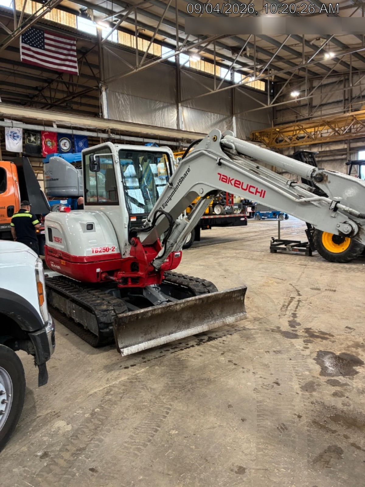 2025 TAKEUCHI TB250-2CR