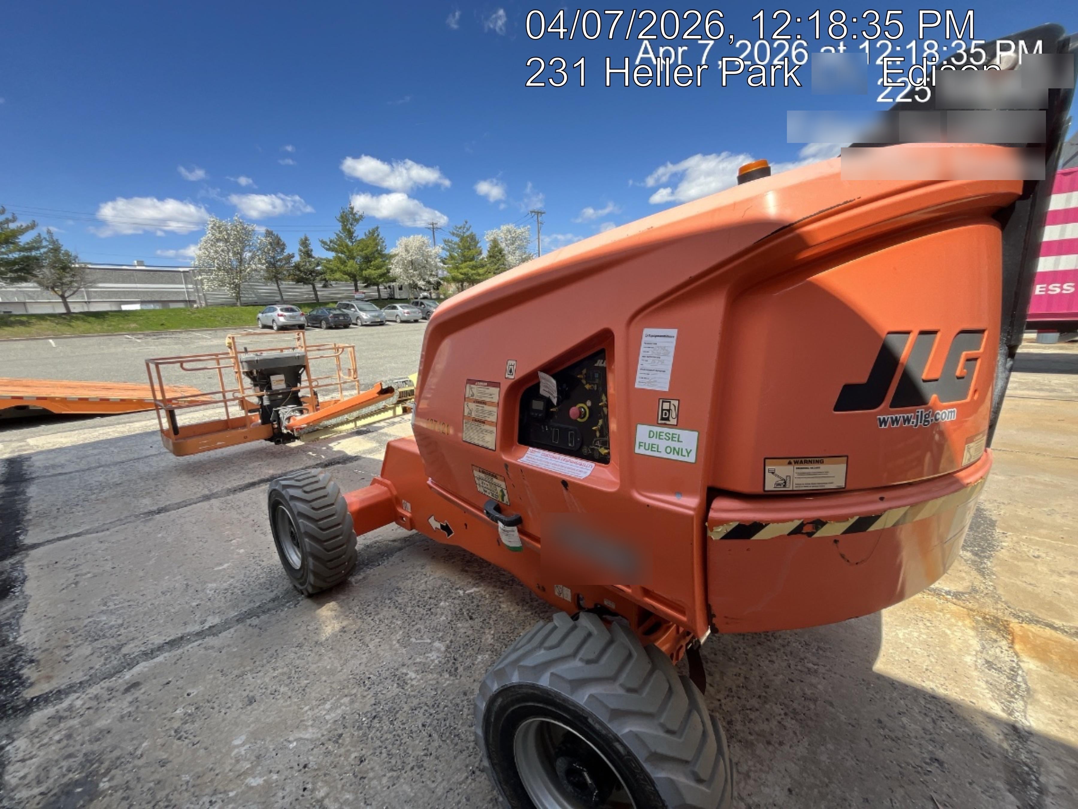 2021 JLG 400S