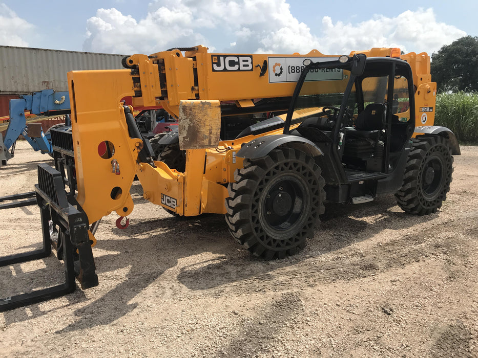 2020 JCB 512-56 Canopy, 74 HP, Solid Tires, STD Worklight, Beacon, Aux Hydraulics, Lifting Eye, Backup Alarm w/66" Carriage, 60" Forks