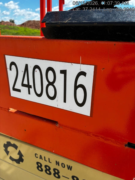 2022 JLG ES3246