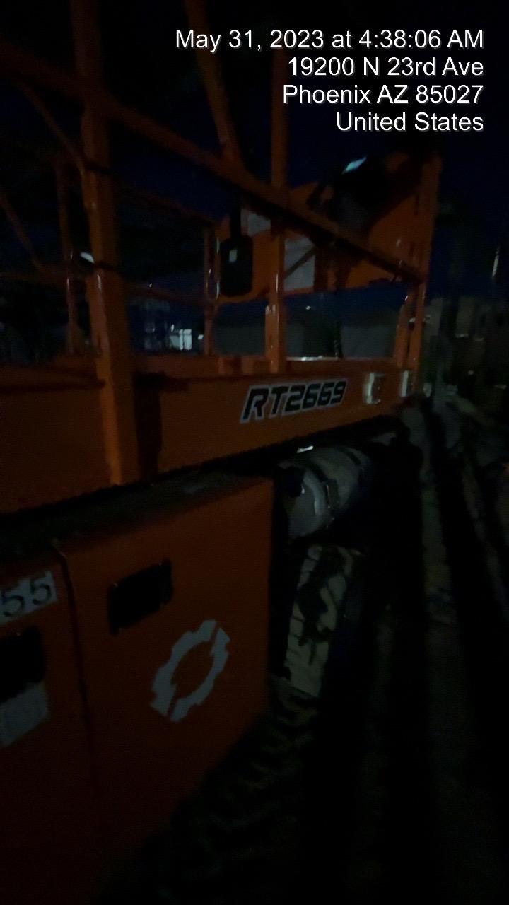 2023 JLG RT2669