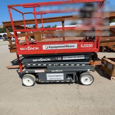 2020 Skyjack SJIII-3220 Solid NM Tires, Half height spring hinged entry gate, Dual Beacons, 6' Powered Extension Deck