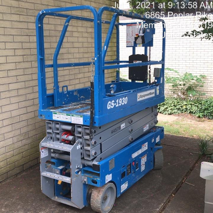 2019 Genie GS-1930 Fixed rails with chain Entry