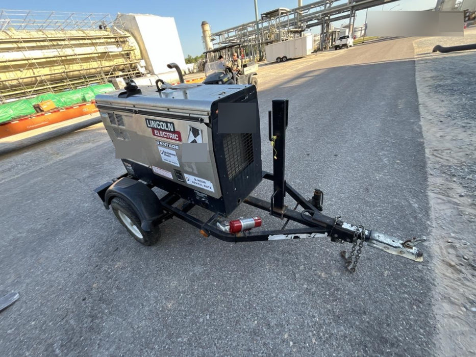 2019 Lincoln Electric Vantage 322 Lincoln Vantage 322 Welder w/Trailer, Light Kit, Cable Rack