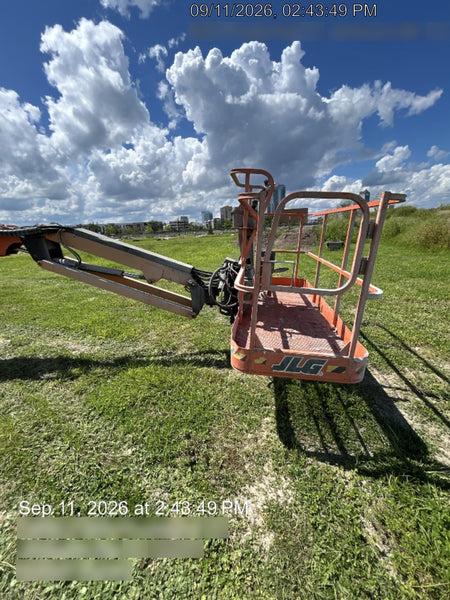 2022 JLG 660SJ