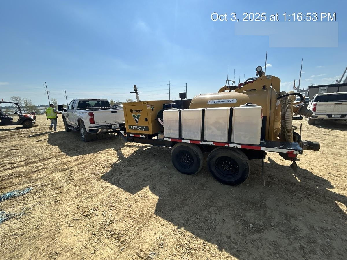 2022 Vac-Tron LP573XDT T4 Koehler Diesel Engine, 500 Gallon Debris Tank, x2 100 Gallon Water Tanks