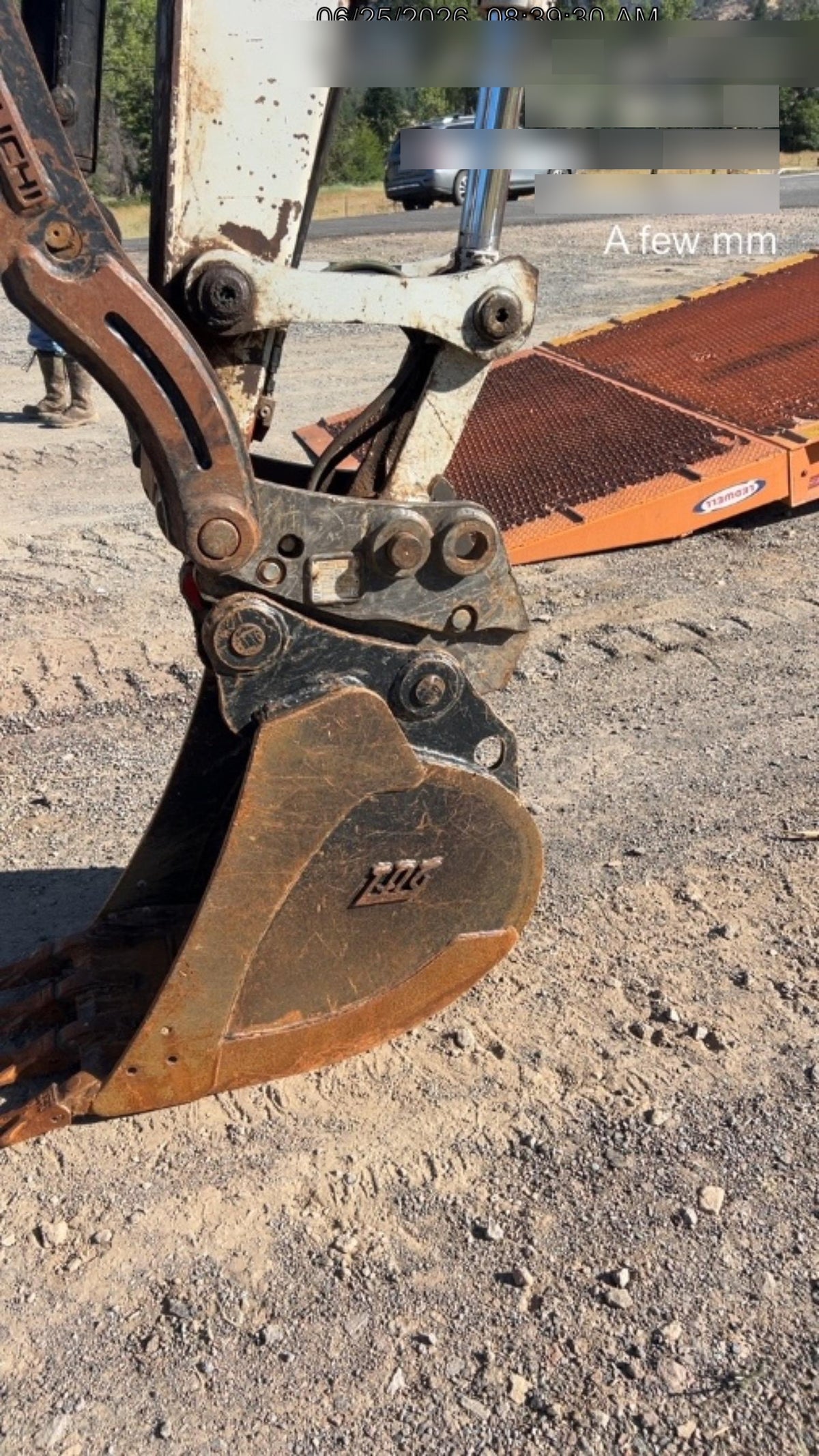 2019 Takeuchi TB290 Cab/Heat/AC Rubber tracks, Dozer blade, Travel alarm, Auxiliary hydraulics Manual QC, Hydraulic thumb, 18", 24", and 36" Buckets