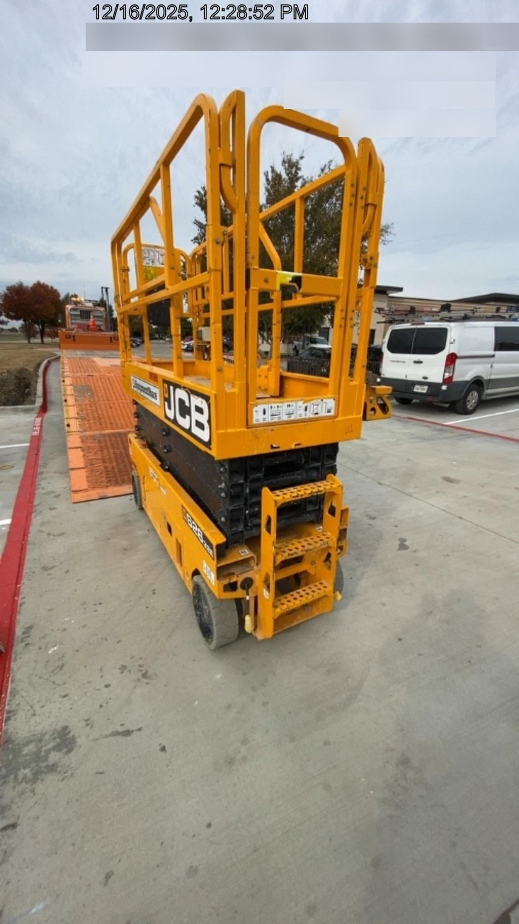 2023 JCB S2632E