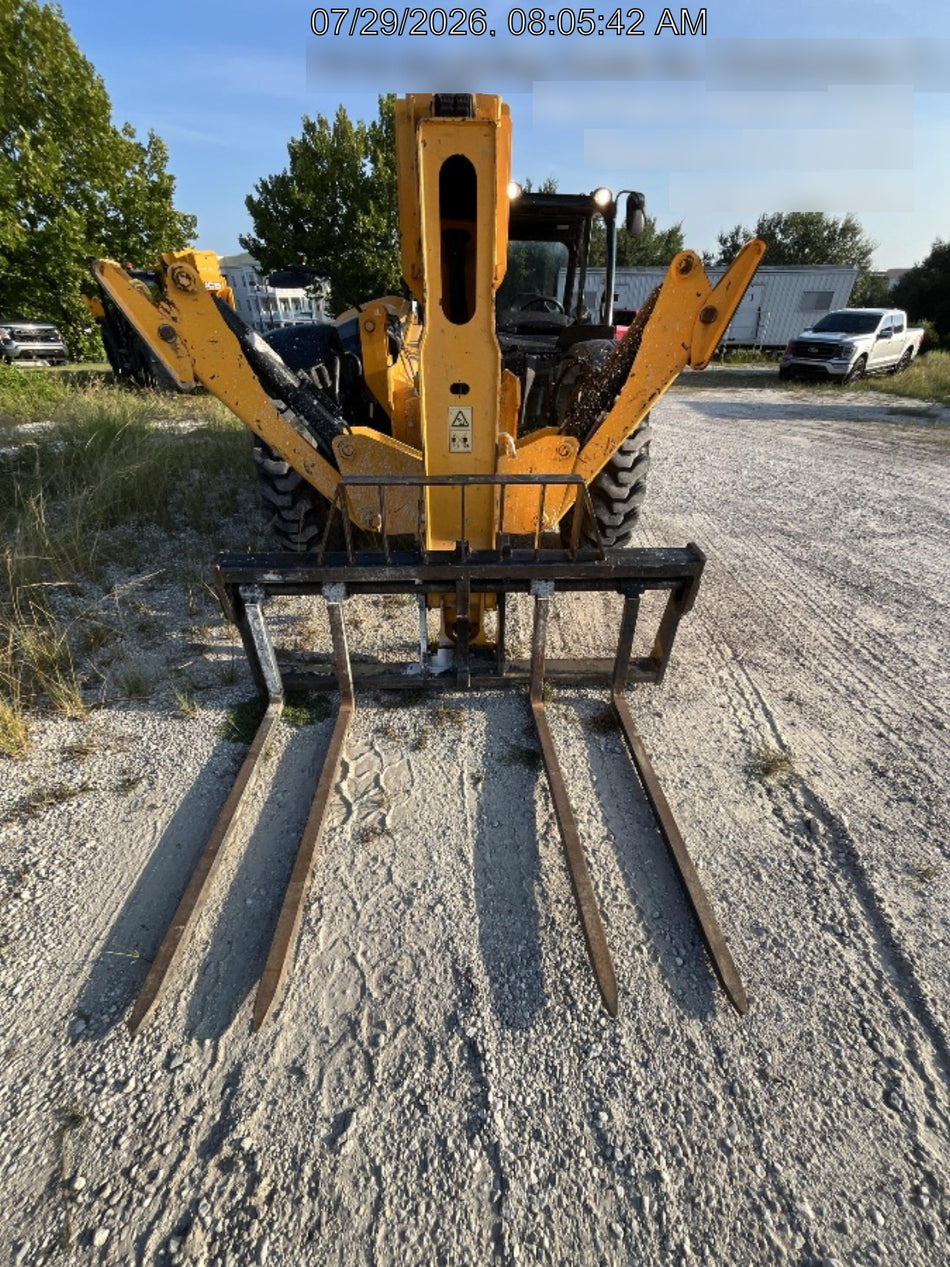 2025 JCB 512-56