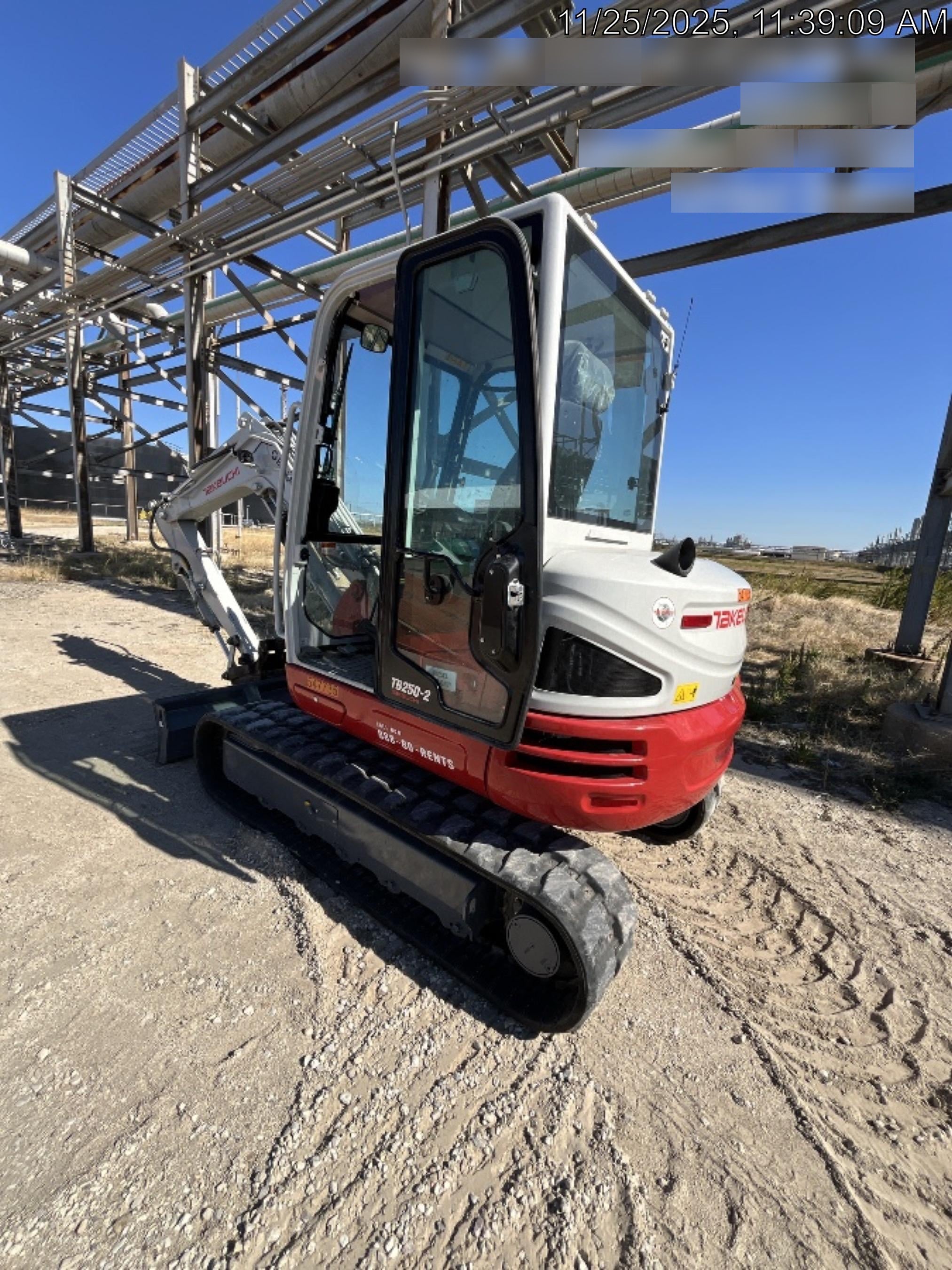 2025 TAKEUCHI TB250-2CR