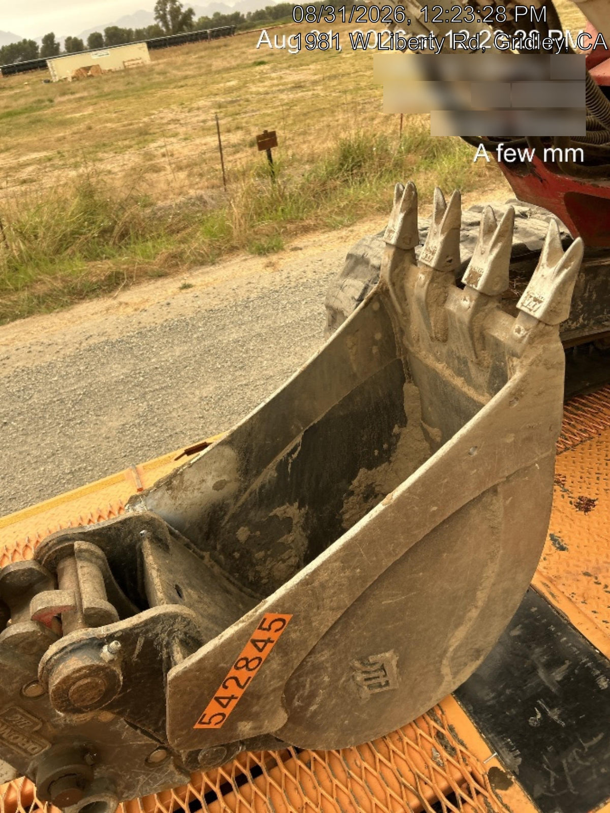 2019 Takeuchi TB290 Cab/Heat/AC Rubber tracks, Dozer blade, Travel alarm, Auxiliary hydraulics Manual QC, Hydraulic thumb, 18", 24", and 36" Buckets