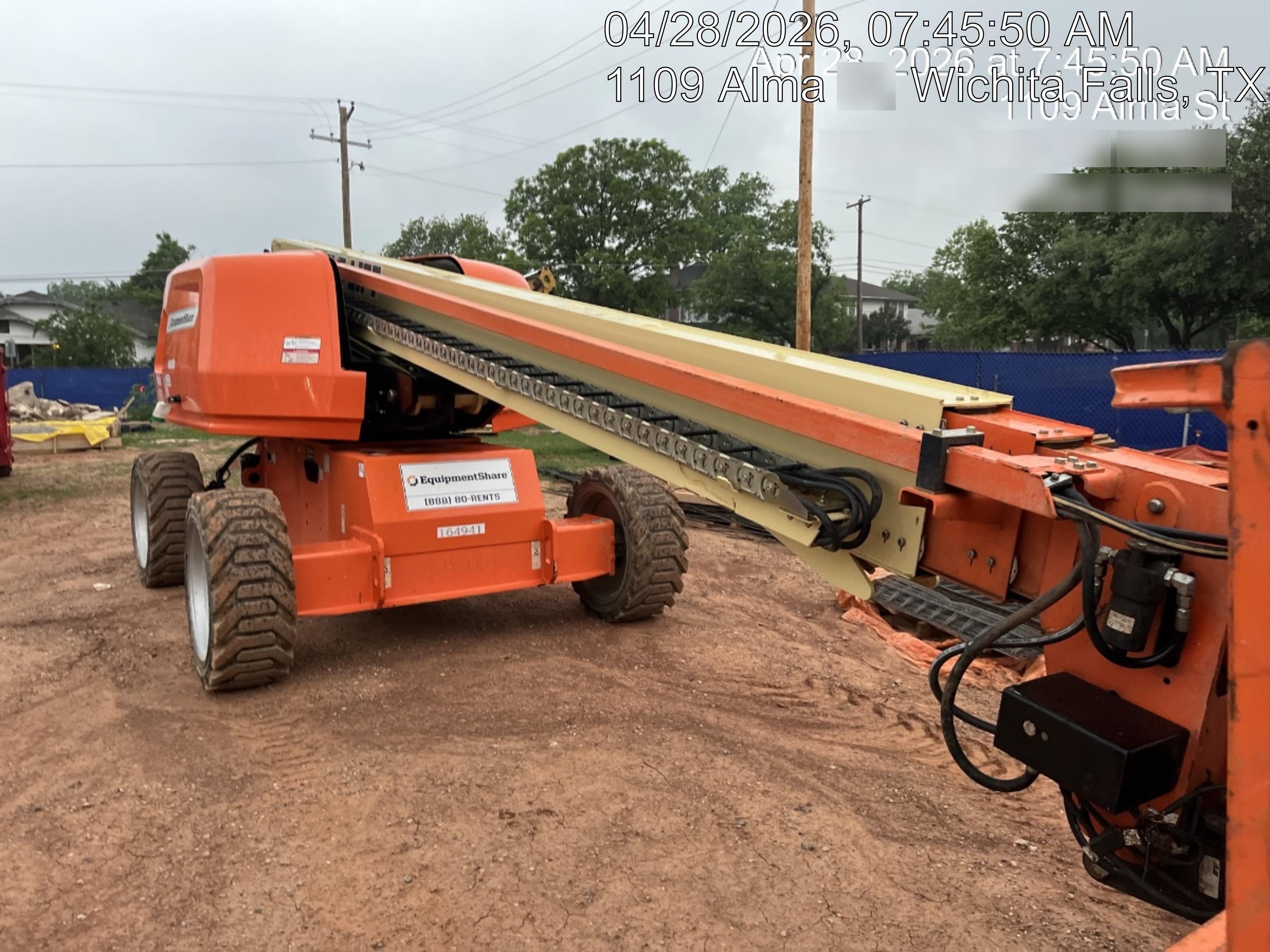 2021 JLG 600S