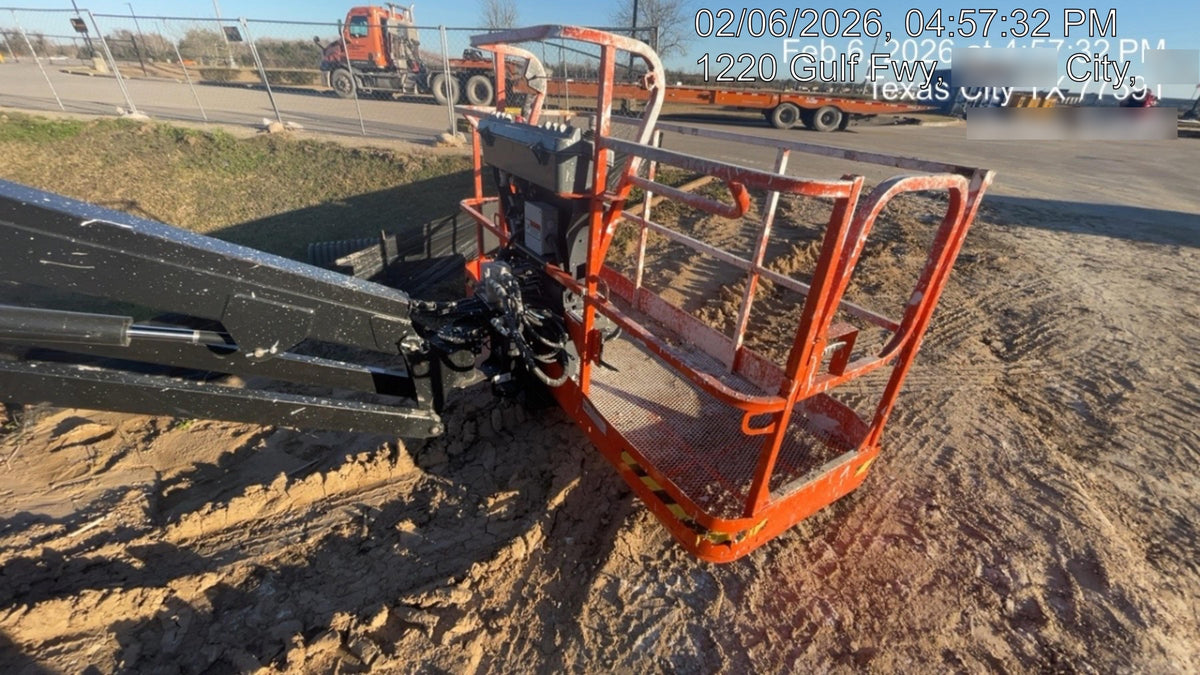2024 JLG 660SJ