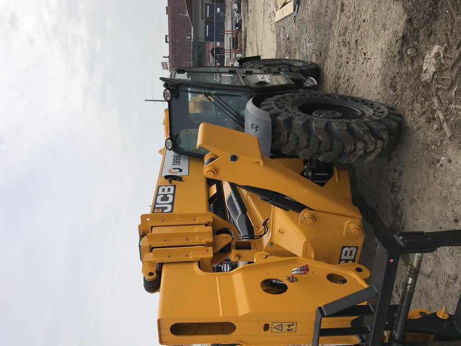 2020 JCB 510-56 Cab/Heat/Air, 74 HP, Solid Tires, STD Worklight, Beacon, Aux Hydraulics, Lifting Eye, Back up Alarm w/66" Carriage/60" Forks