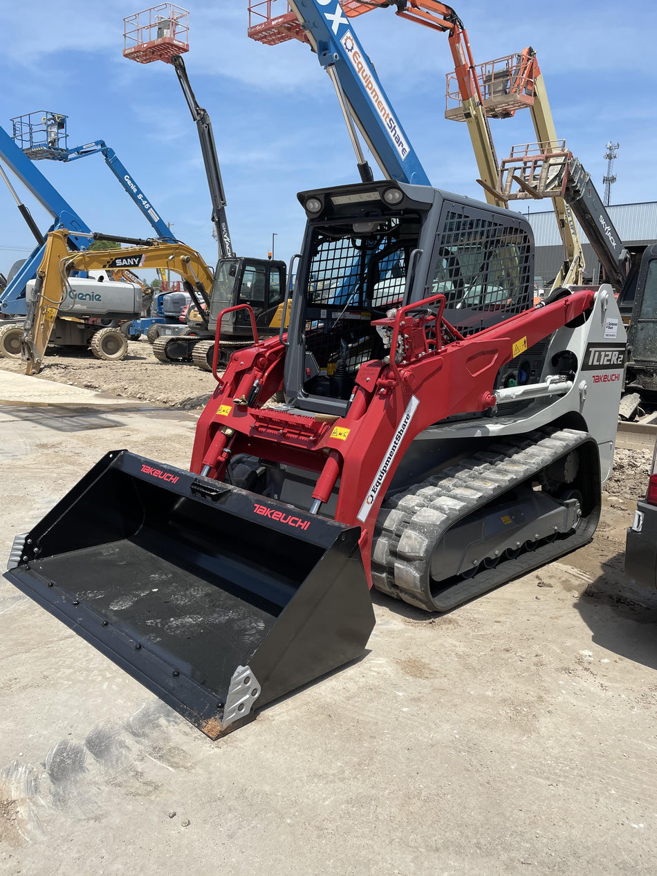 2022 TAKEUCHI TL12R2-CR