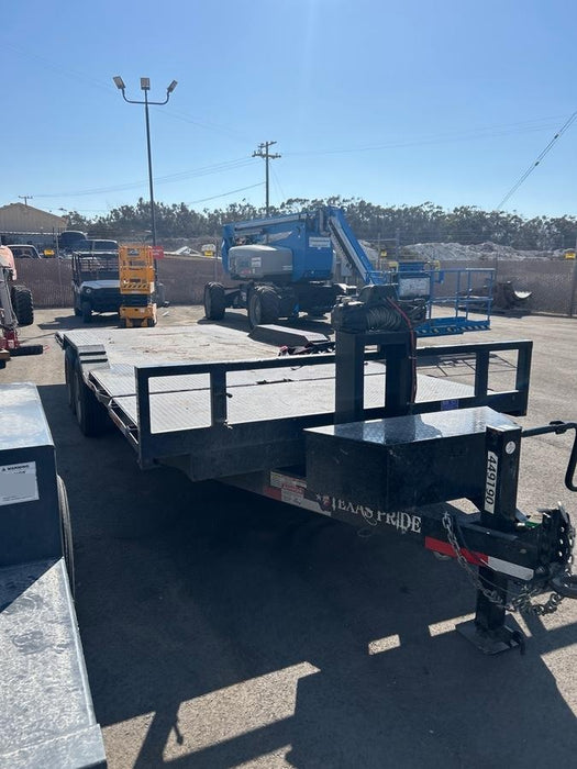 2025 TEXAS PRIDE TRAILERS 21' Lowboy Gravity Tilt Bed 14K Bumper Pull Trailer
