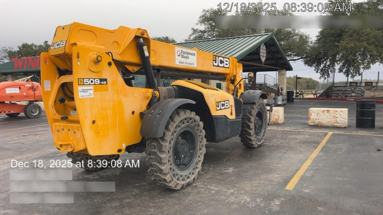 2019 JCB 509-42 JCB 509-42 Enclosed Cab, 74 HP, Solid Tires, Worklights, Beacon, Aux Hydraulics, Lifting Eye w/60" Carriage/60" Forks