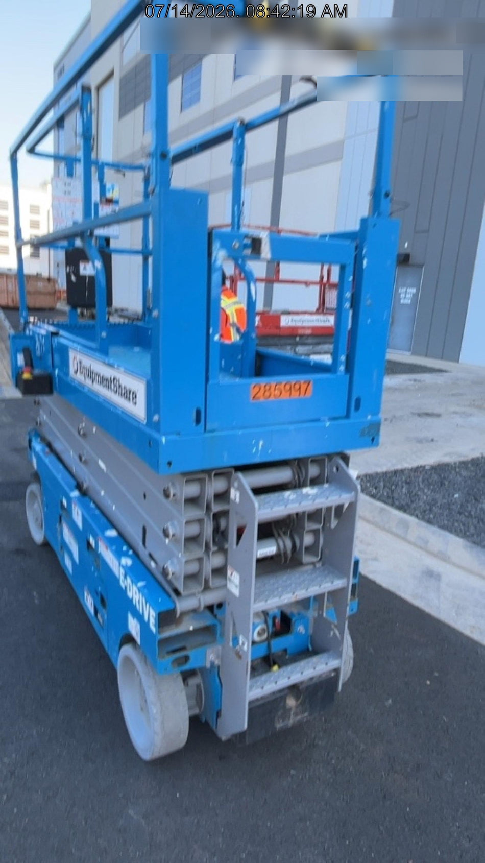 2022 GENIE GS-2632