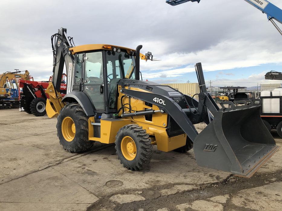 2019 John Deere 410L 4WD, CAB/HVAC, Standard Dipperstick, ISO Controls, Rear Aux Hydraulics, Manual QC w/1.5 Yd Bucket w/Forks, 24" Bucket