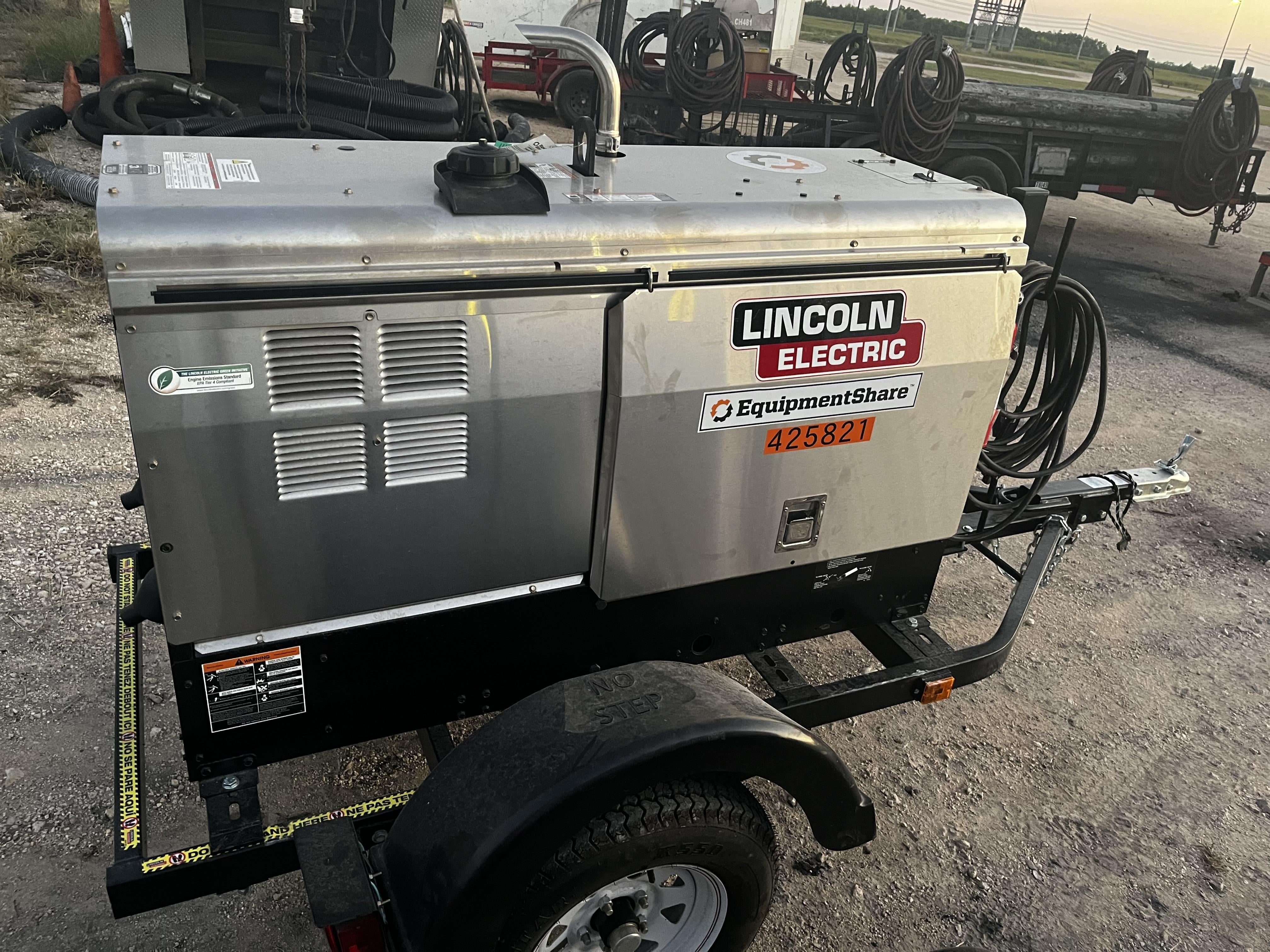 2024 Lincoln Electric LE400 Kubota V1505, Trlr, Cable Rack, Light Kit, ES Decals, T3