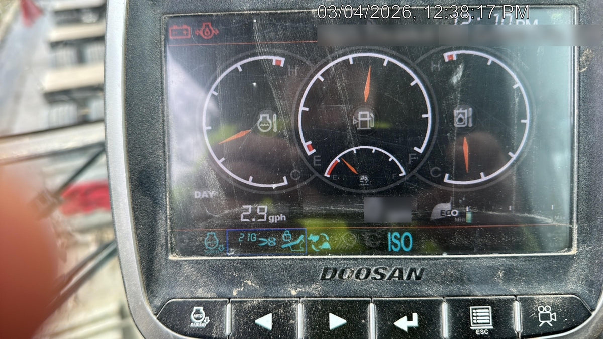 2021 DOOSAN DX225LC-5