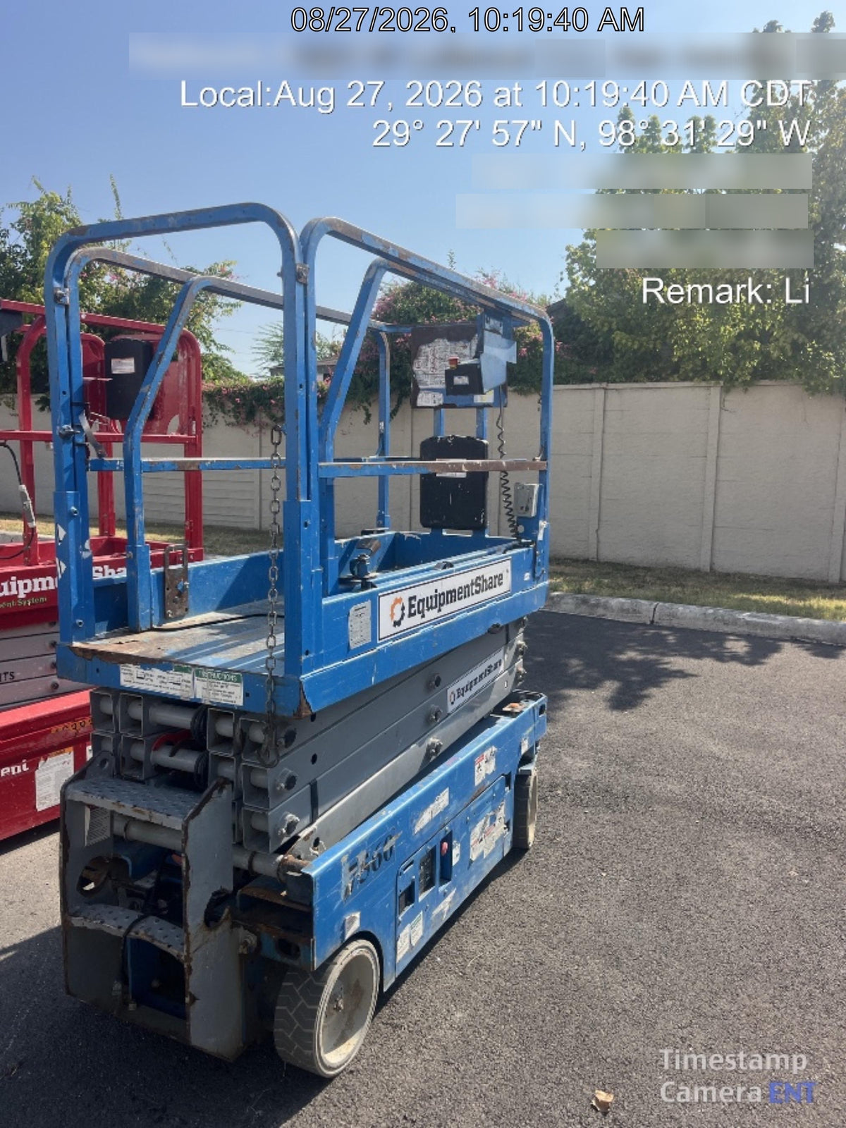 2017 Genie GS-1930 Genie GS-1930 Lift w/Fixed Rail and Chain Entry