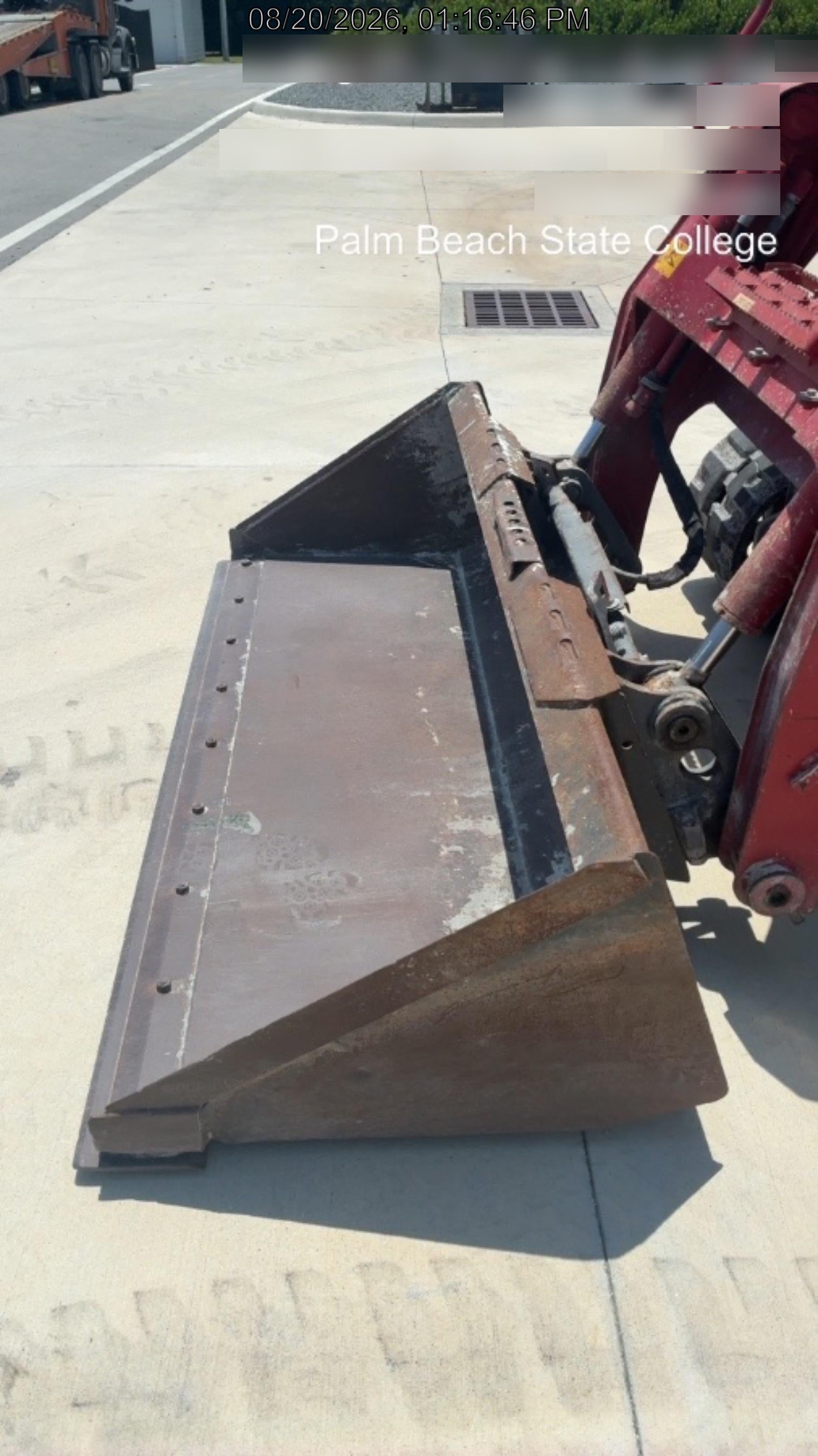 2023 TAKEUCHI TL10V2-CR