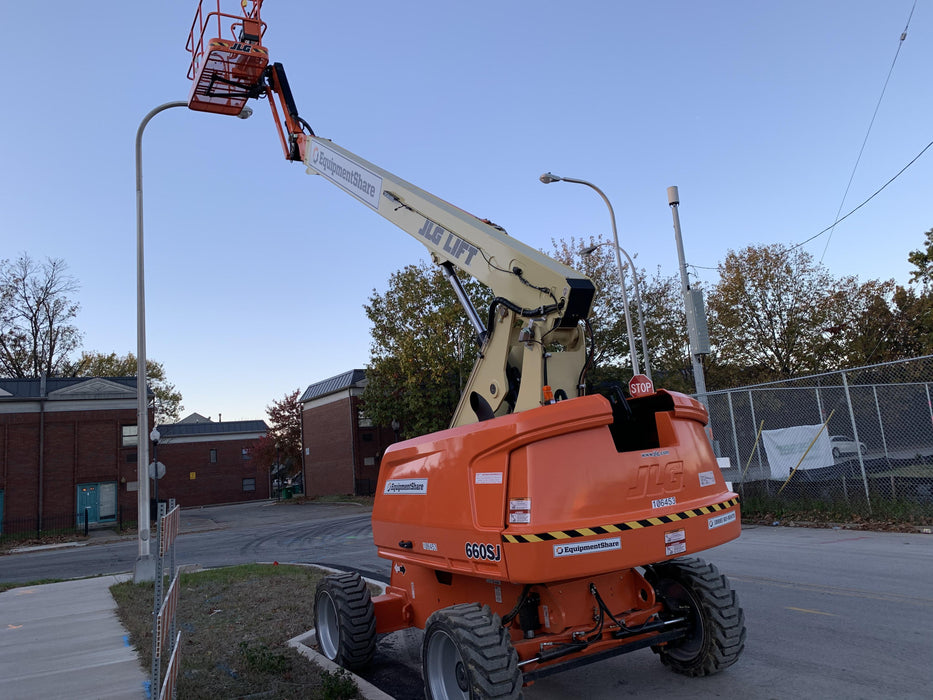 2020 JLG 660SJ