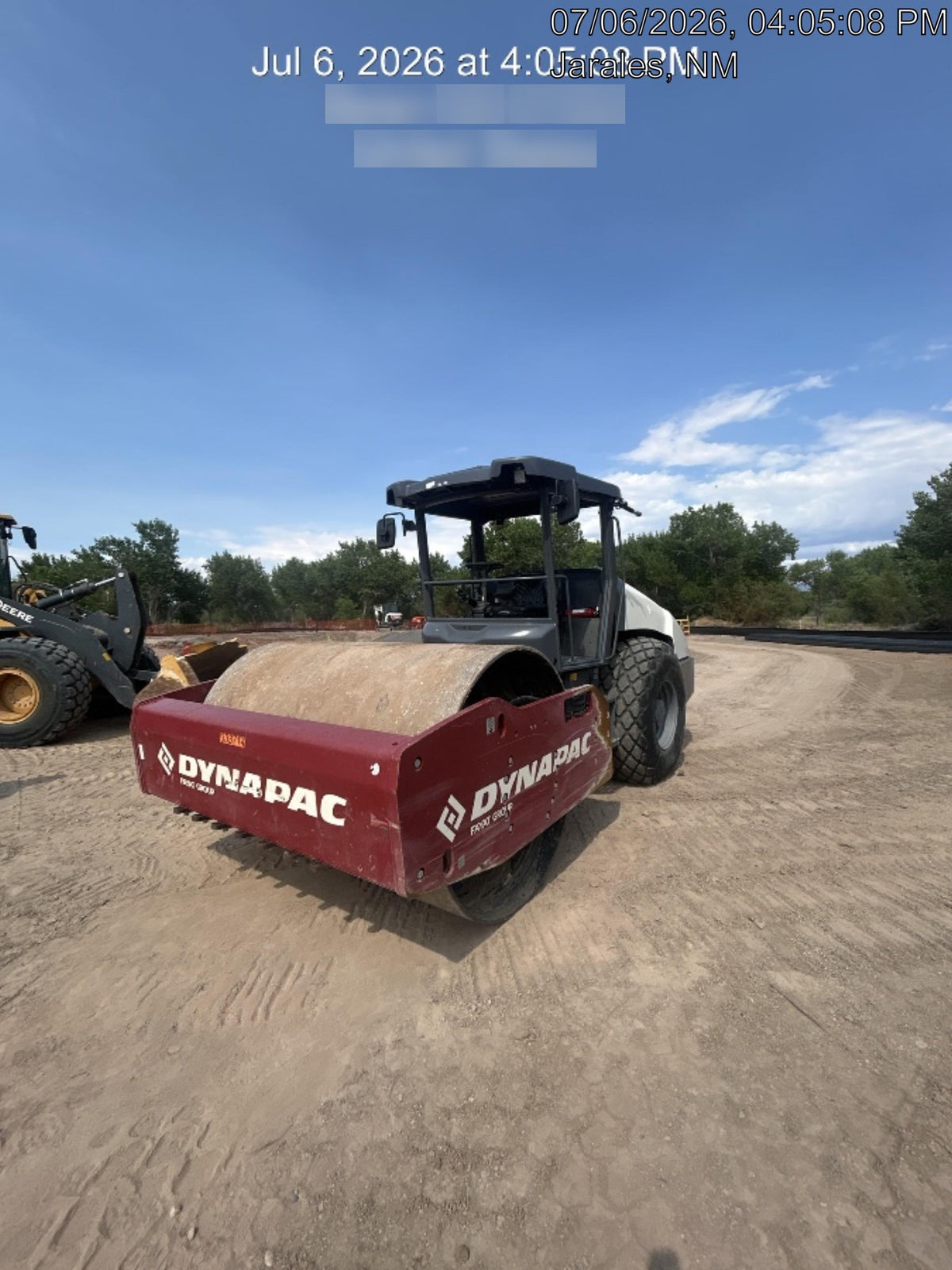 2023 DYNAPAC CA2500D