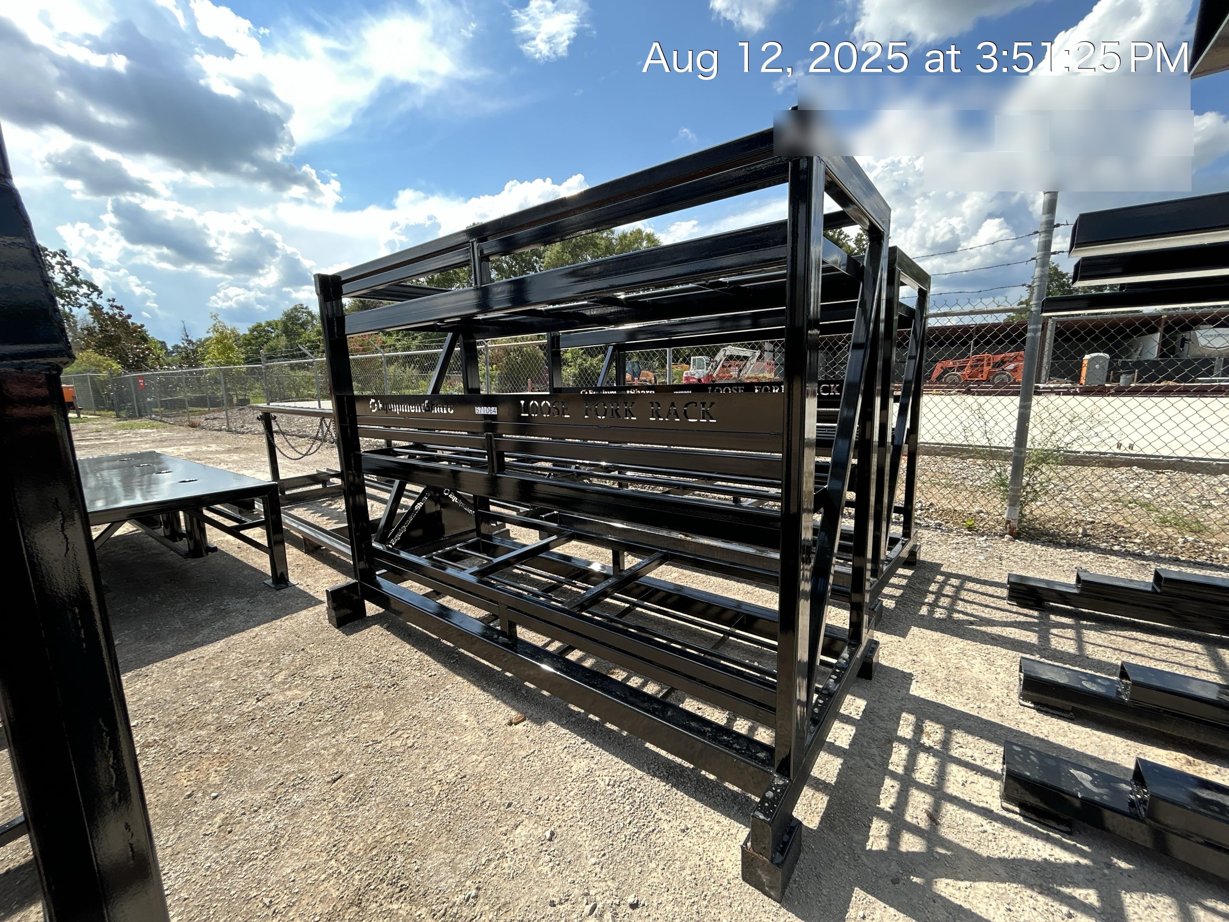2025 FLUID POWER SUPPORT Loose Fork Rack