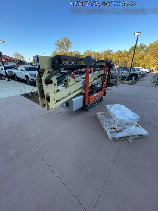 2021 JLG X600AJ