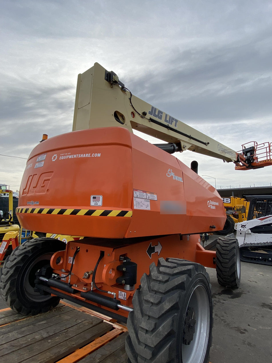 2023 JLG 860SJ