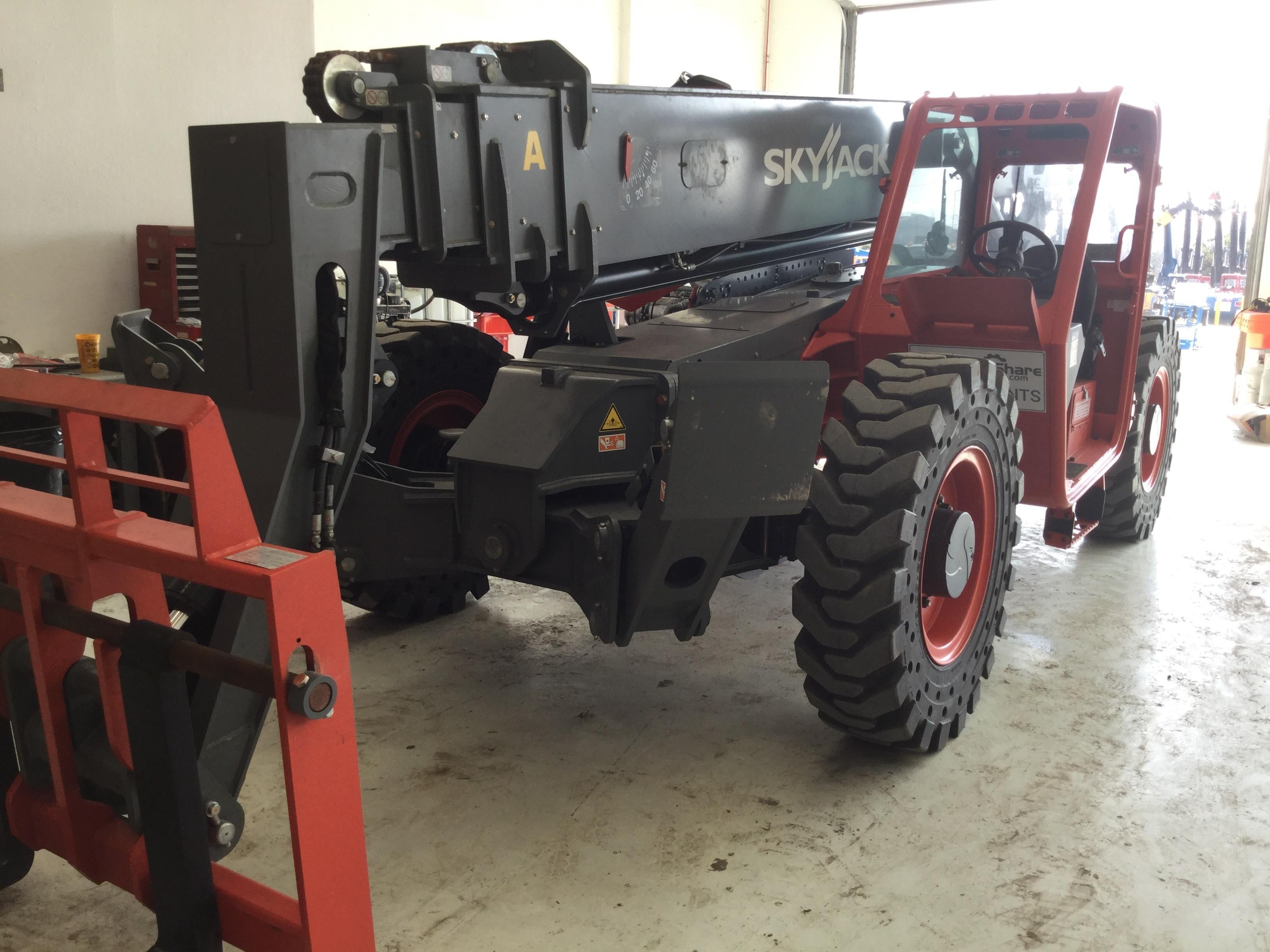 2016 Skyjack SJ1056 TH Skyjack SJ1056TH Telehandler