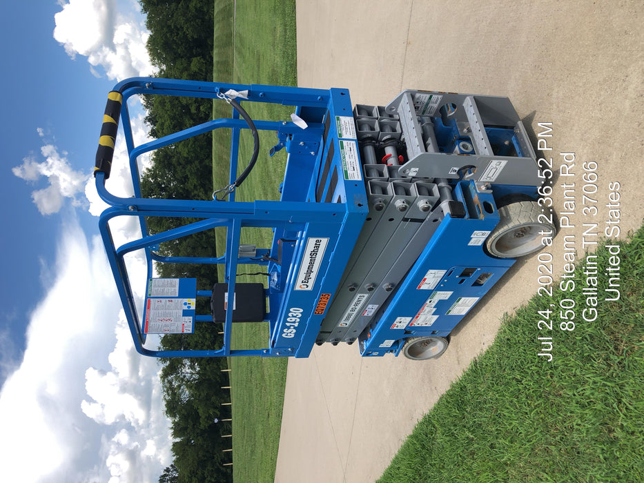 2020 Genie GS-1930 Fixed rails with chain entry gate - Pre A92.20